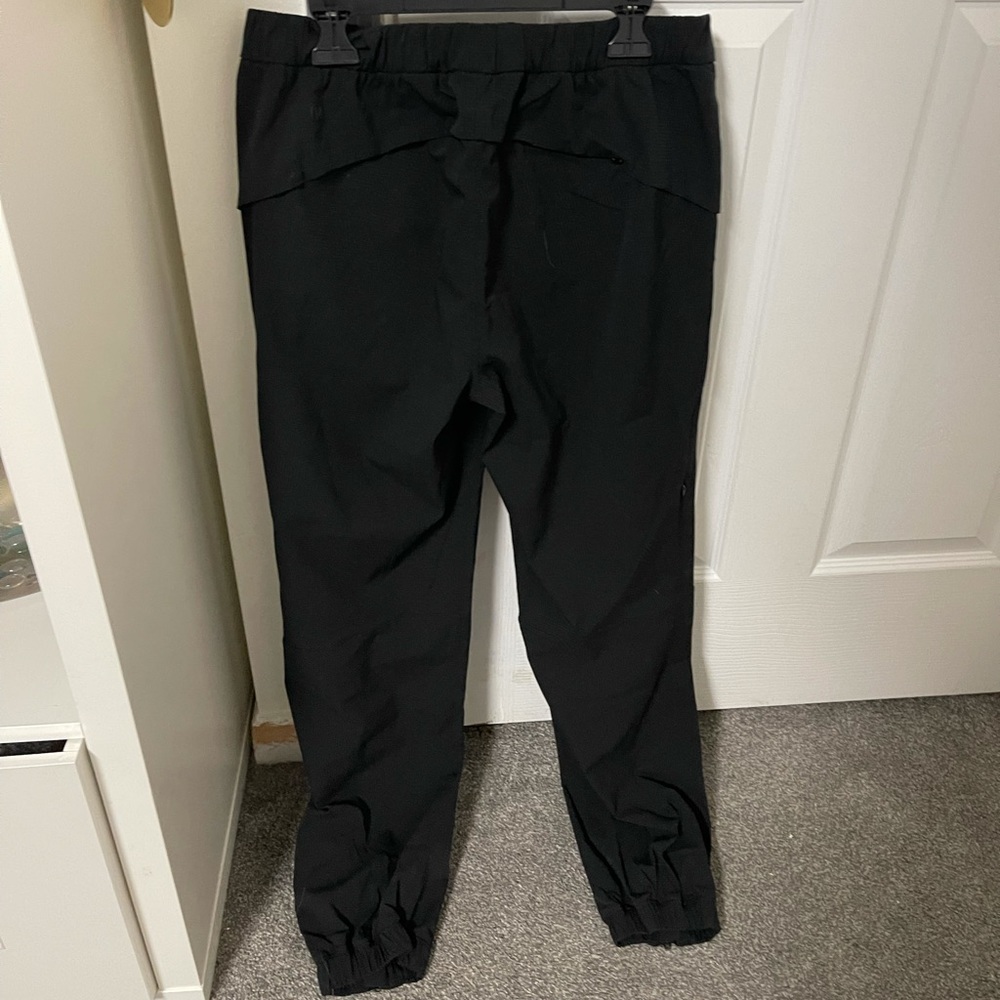 NWOT Lululemon Joggers
